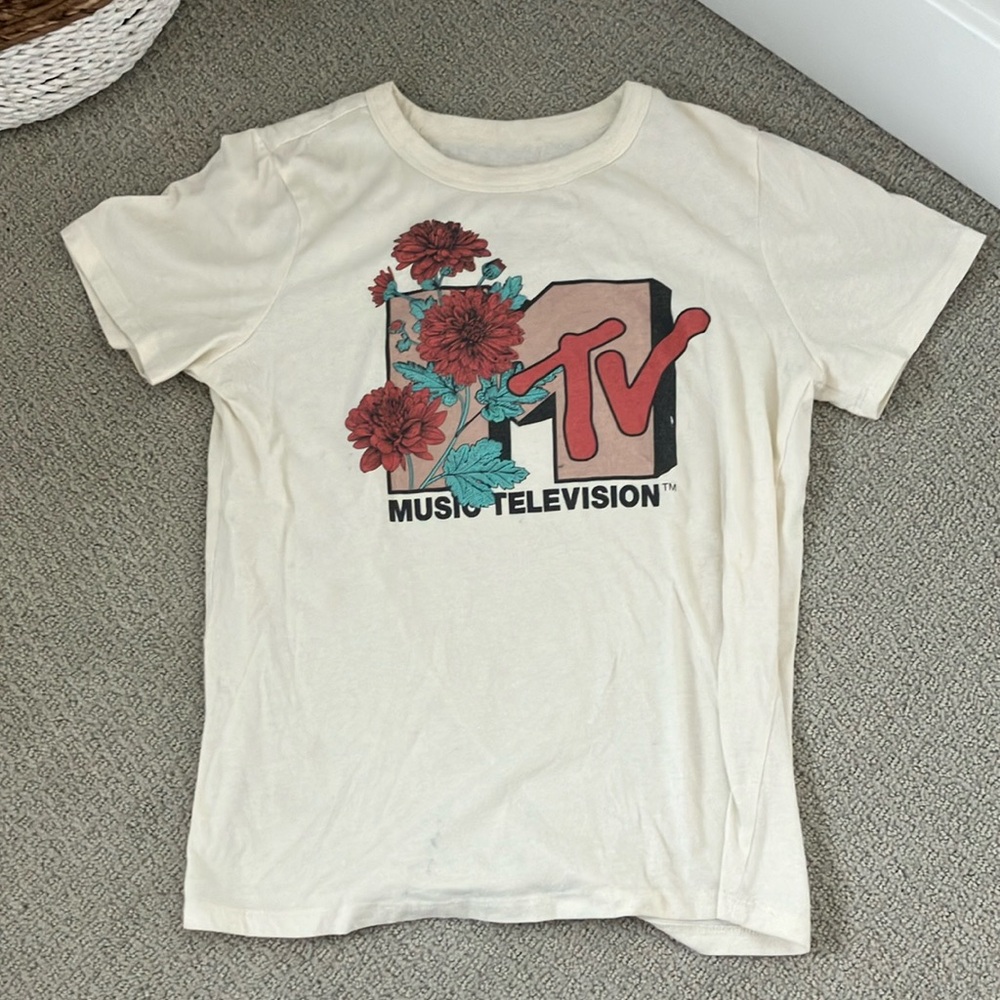 MTV shirt